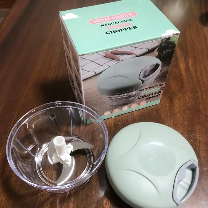 Food Chopper,Garlic Chopper with Container,Vegetable Kitchen Cutter,Pull String Hand Manual Food Processor Sharp Blades Mincer Shredder for Cutting Onions Chili Ginger Seasoning (Green, 900ml)