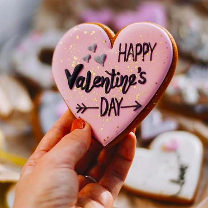 Heart Cookie Cutters Set 6Pcs, Stainless Steel Sturdy Metal Fondant Cookie Cutters Biscuit Mold Kitchen Accessories Tool, Valentine's Day Holiday Birthday Family Party