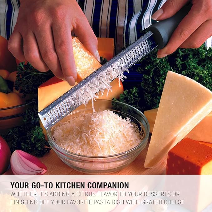 Microplane Classic Zester Grater, Black