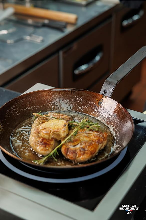 Matfer Bourgeat Black Carbon Steel Frying Pan, 11 3/4"