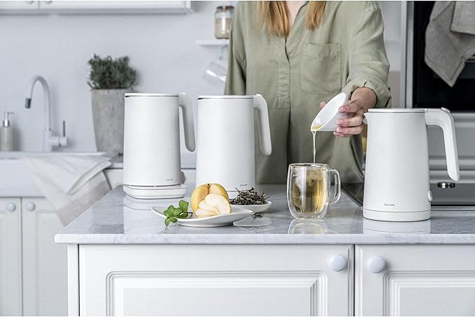 ZWILLING Enfinigy Cool Touch 1-Liter Electric Kettle, Cordless Tea Kettle & Hot Water - White