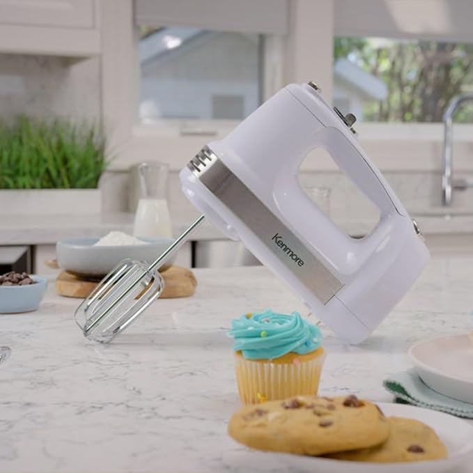 Kenmore Hand Mixer – 5 Speed Handheld Blender, Electric Egg Beater, Whisk, Dough Hooks, Storage Case, Turbo Boost for Cake Mix, Baking, Retractable Cord, Kitchen Appliances
