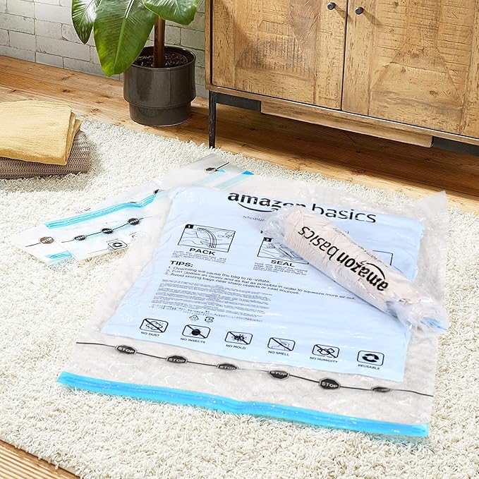 Amazon Basics Roll-Up Travel Zipper Storage Bags, 12 count (6 Small & 6 Medium), Multiple, Clear