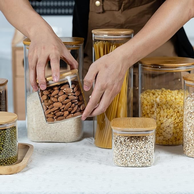22oz Straight cylindrical Airtight Storage Jars with Bamboo Lid Set of 6 Storage Container Stackable Spice Jar, Kitchen Canister for Sugar, Tea, Cookies and Coffee beans (with Black Lable)