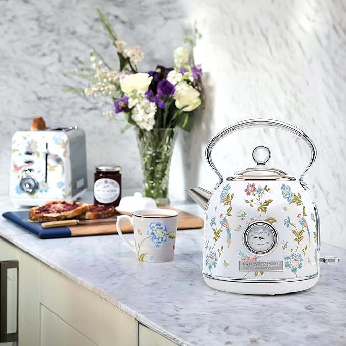 VQ - Laura Ashley 1.7L Dome Kettle - Elveden White