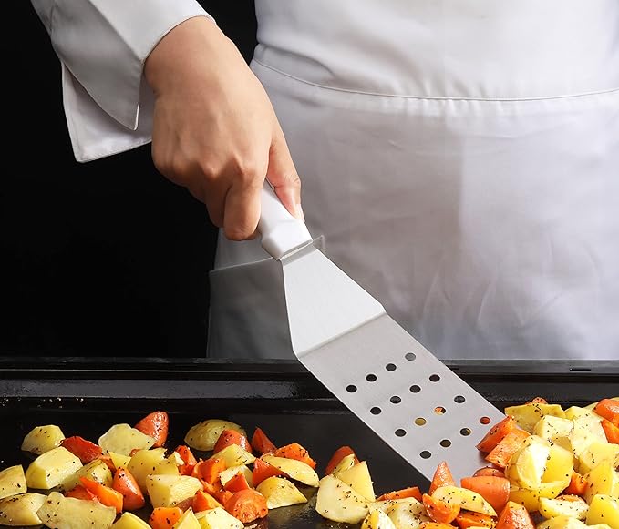 New Star Foodservice 36176 Plastic Handle Flexible Grill Turner/Spatula, 14.5-Inch, Perforated, White