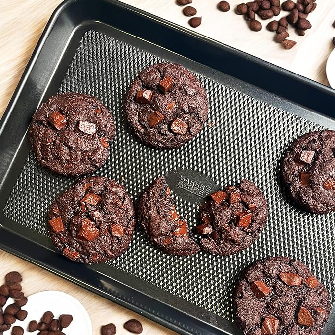 Baker's Secret Baking Sheet Pan Set, 3x Cookie Sheets for Oven, Diamond Texture Premium Air Flow Circulation, Set of 3 Baking Trays, Extra Thick 0.6mm with Diamond Base PFOA, PFOS, PTFE and PFAS free