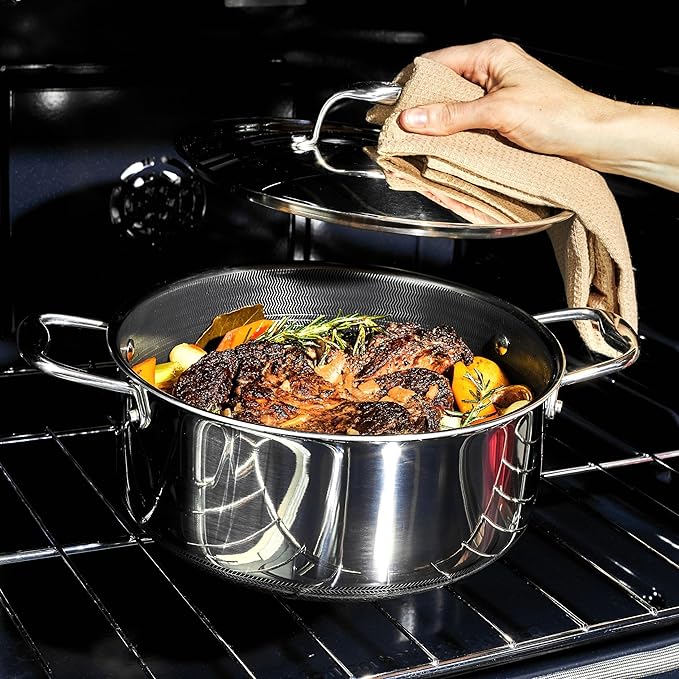 HexClad Hybrid Nonstick 5-Quart Dutch Oven with Stainless Steel Lid, Stay-Cool Handles, Dishwasher-Friendly, Oven-Safe Up to 900°F, Induction Ready, Compatible with All Cooktops