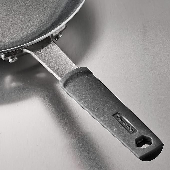 Tramontina Professional Fusion 12-Inch Non Stick Large Frying Pan, Heavy-Gauge Aluminum Skillet with Reinforced Nonstick Coating, Dishwasher and Oven Safe